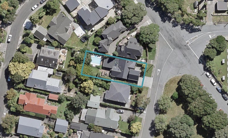11 Miro Street, Woburn, Lower Hutt - Carousel 1