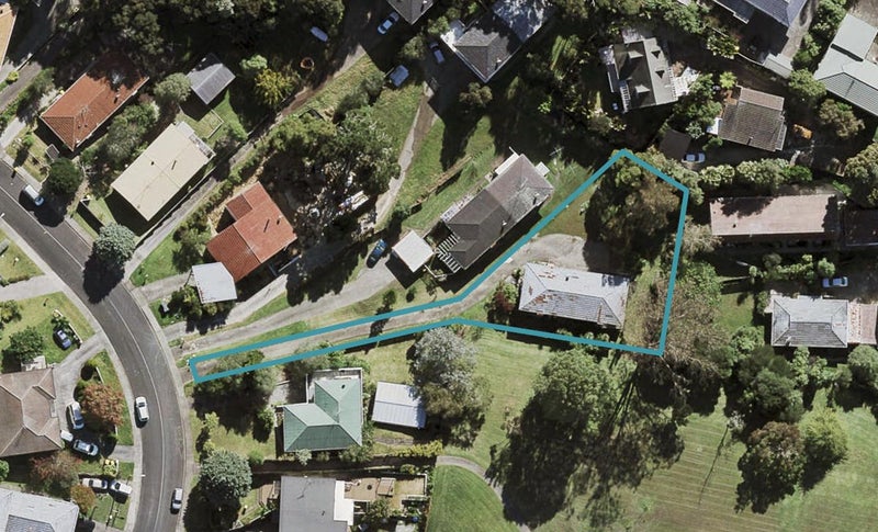 2/51 Ayton Drive, Totara Vale, Auckland - Carousel 1