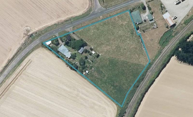 74 Koputaroa Road, Levin, Levin - Carousel 1