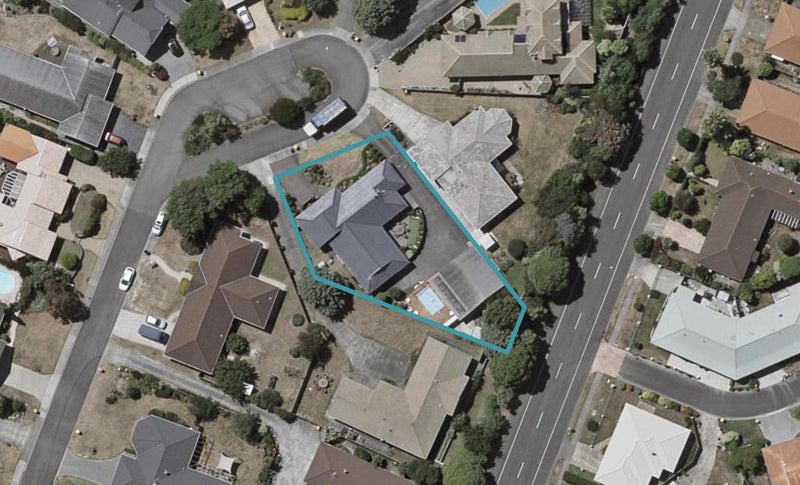 20 Pinewood Grove, Paraparaumu Beach, Paraparaumu - Carousel 1
