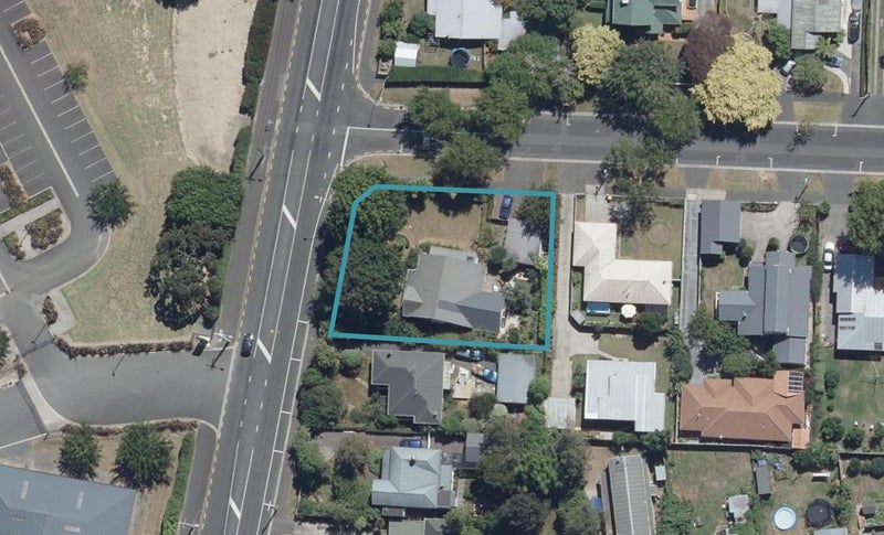 18 Brooklyn Road, Claudelands, Hamilton - Carousel 1