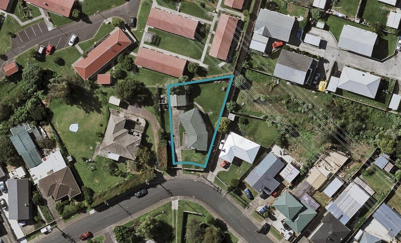88 Clayton Avenue, Otara, Auckland - Carousel 1