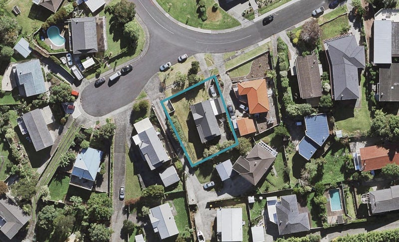 4 Gillan Place, Bayview, Auckland - Carousel 1
