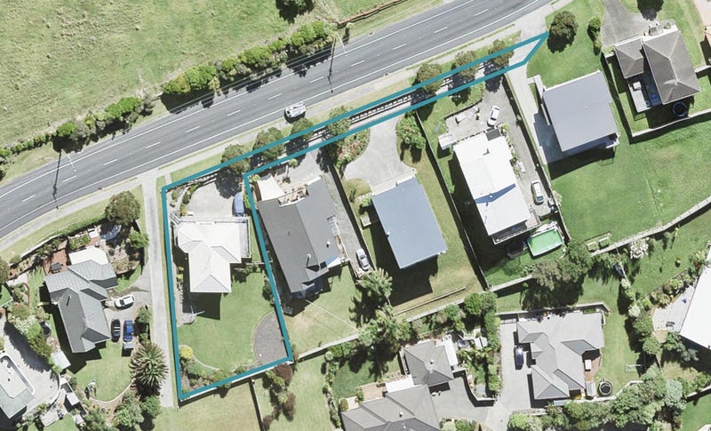 1167 Whangaparaoa Road, Gulf Harbour, Whangaparaoa - Carousel 1