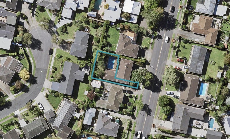 62 Glenmore Road, Sunnyhills, Auckland - Carousel 1