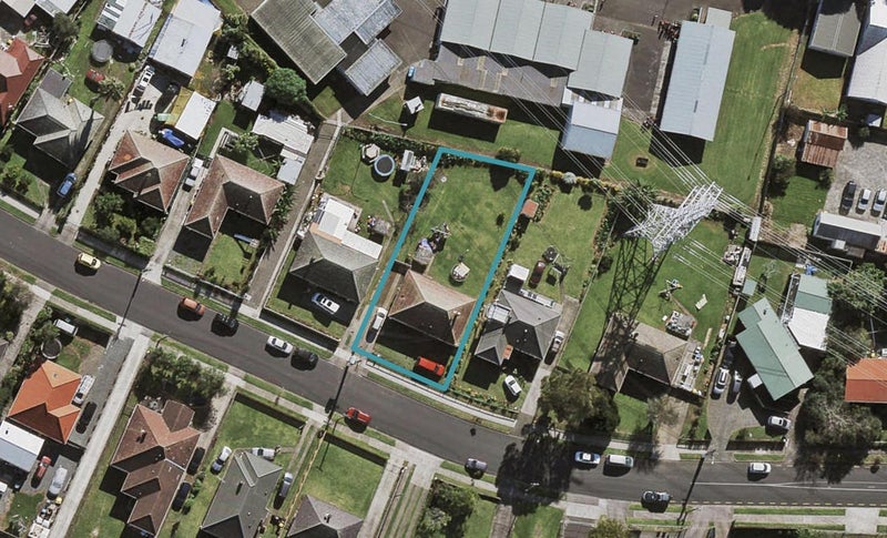 9 Ashton Avenue, Otara, Auckland - Carousel 1