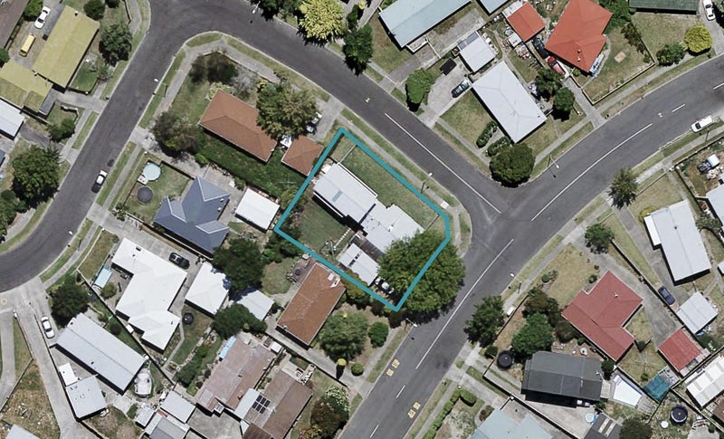61 Leicester Avenue, Tamatea, Napier - Carousel 1