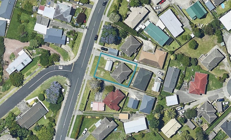 7 Cook Street, Gate Pa, Tauranga - Carousel 1