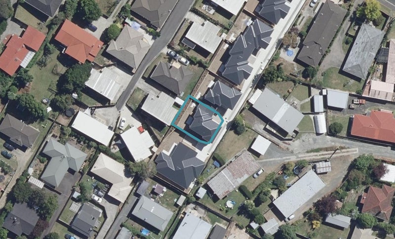 5/7 Carey Street, Maeroa, Hamilton - Carousel 1