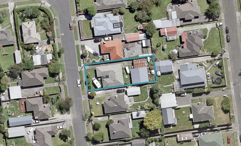 52 Routley Crescent, Elderslea, Upper Hutt - Carousel 1