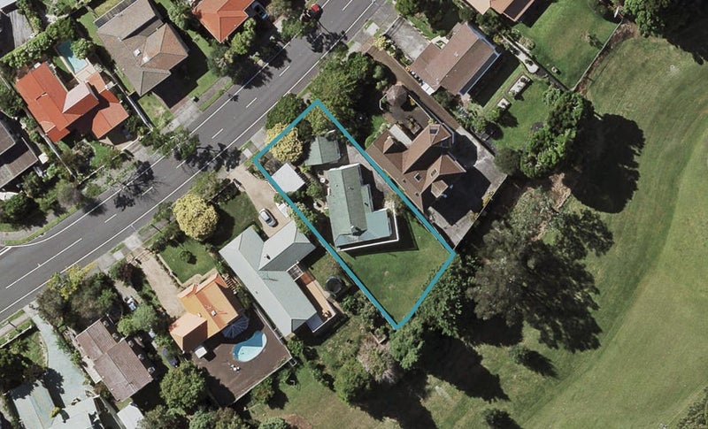21 Norman Lesser Drive, Saint Johns, Auckland - Carousel 1