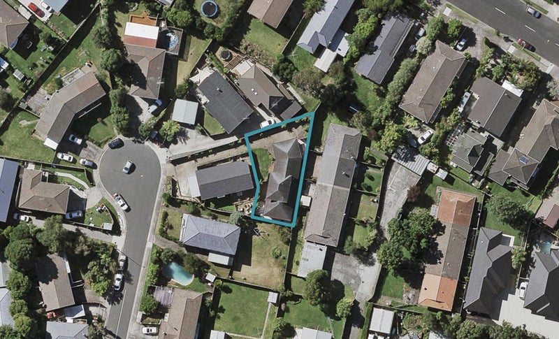 5A Ronald Algie Place, Saint Johns, Auckland - Carousel 1