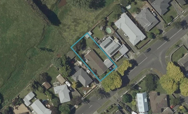 101 Benmore Avenue, Cloverlea, Palmerston North - Carousel 1