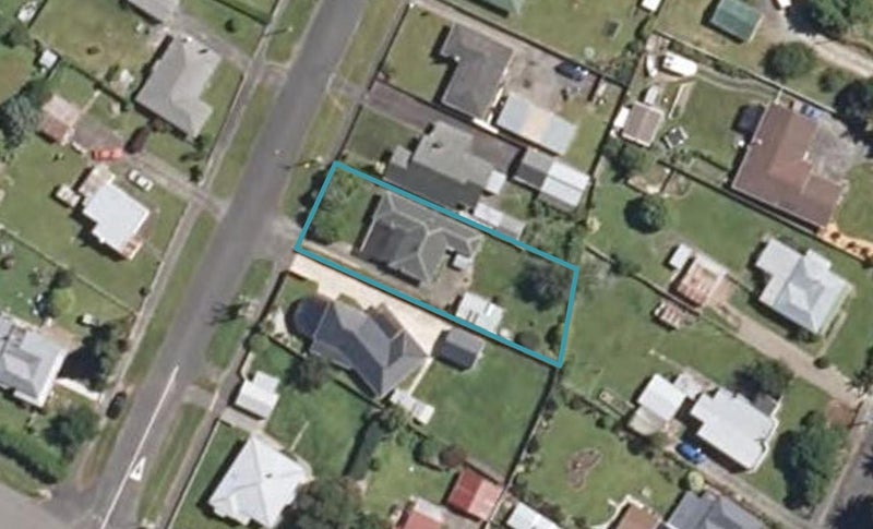 15 Julia Street, Pahiatua - Carousel 1