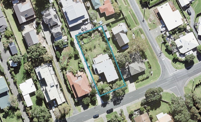 27 Laurence Street, Manly, Whangaparaoa - Carousel 1