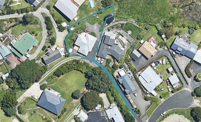 32 Montgomery Road, Judea, Tauranga - Carousel 1