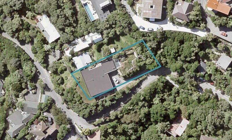 35 Howard Road, Point Howard, Lower Hutt - Carousel 1