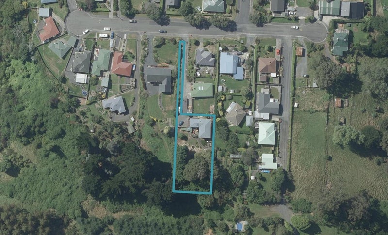 16B Tomkins Street, Green Island, Dunedin - Carousel 1