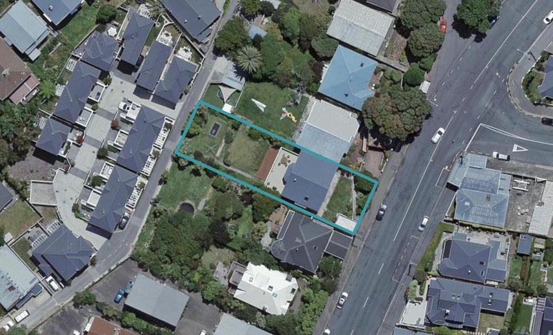 70 Waipapa Road, Hataitai, Wellington - Carousel 1