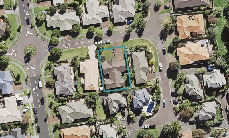5 Amherst Place, Albany, Auckland - Carousel 1