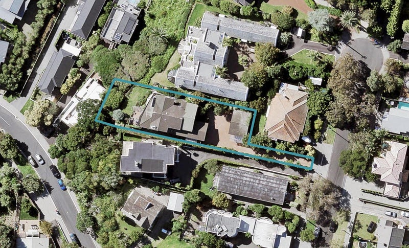 12A Aumoe Avenue, St Heliers, Auckland - Carousel 1