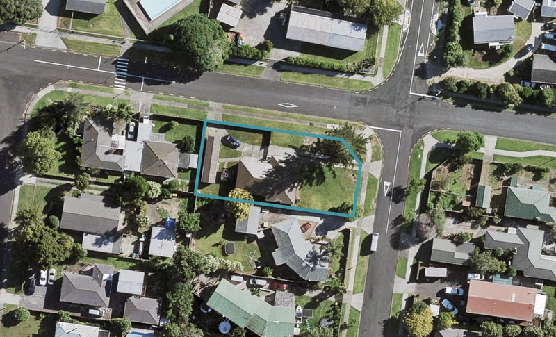 29 Evans Road, Weymouth, Auckland - Carousel 1