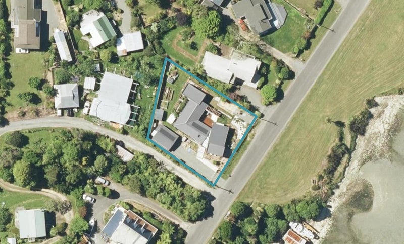 261 Anakiwa Road, Anakiwa, Picton - Carousel 1