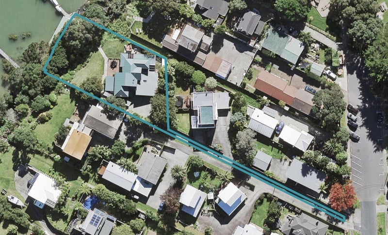 54 Rambler Crescent, Beach Haven, Auckland - Carousel 1