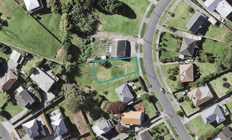 15A Clairville Crescent, Wai o Taiki Bay, Auckland - Carousel 1