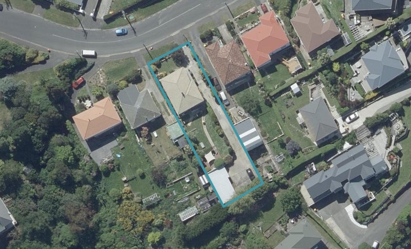 19 Aberdeen Road, Saint Clair, Dunedin - Carousel 1