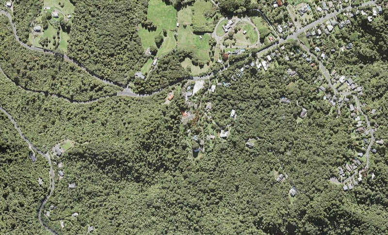 1014 Scenic Drive North, Swanson, Auckland - Carousel 1