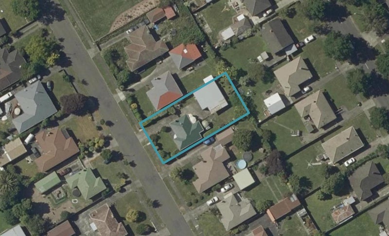 15 Gloucester Street, Takaro, Palmerston North - Carousel 1