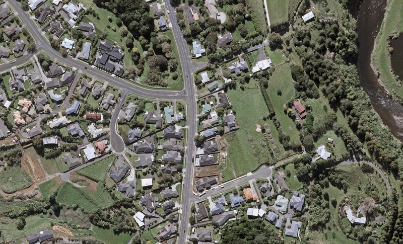 421 Mangorei Road, Highlands Park, New Plymouth - Carousel 1