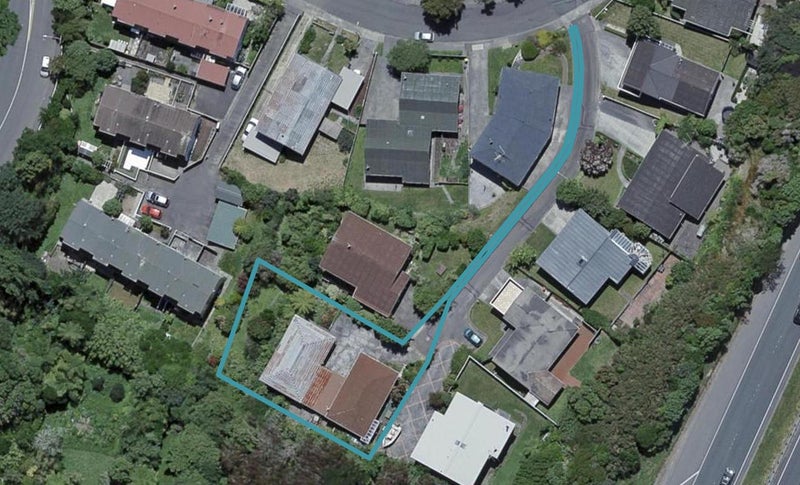 6 Waterford Drive, Churton Park, Wellington - Carousel 1