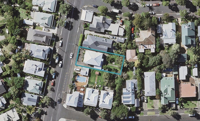 12 Vauxhall Road, Devonport, Auckland - Carousel 1