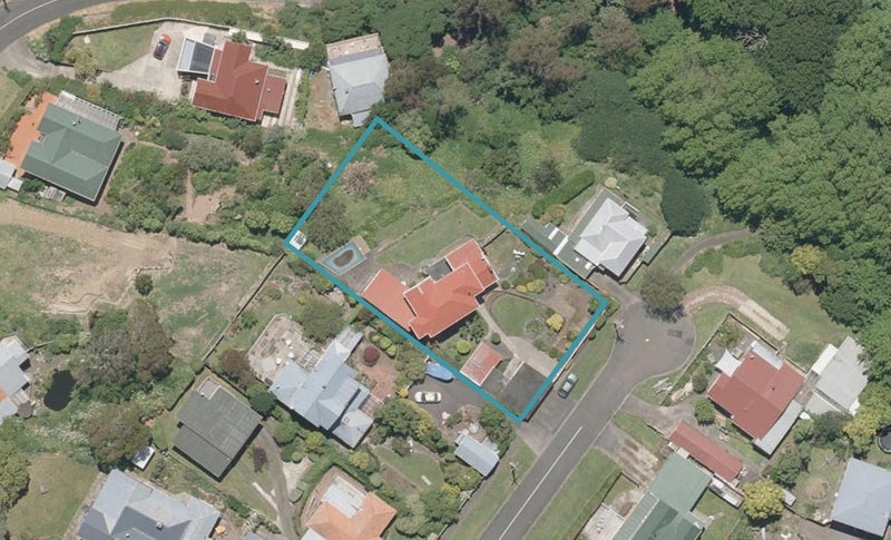 2 Rodney Street, Durie Hill, Whanganui - Carousel 1
