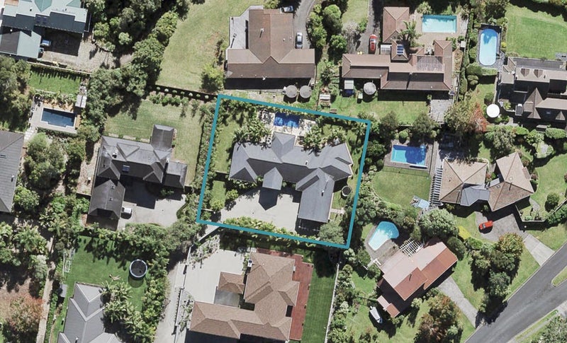 4 Oscar Road, Greenhithe, Auckland - Carousel 1