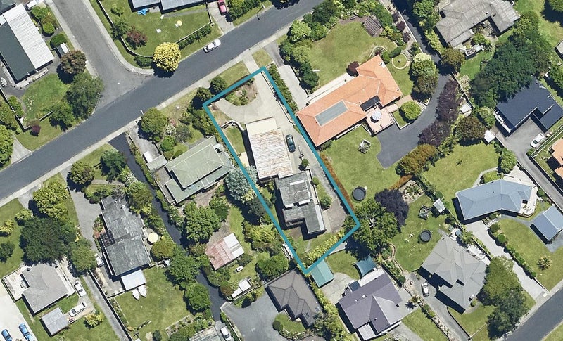 36A Grand Vue Road, Kawaha Point, Rotorua - Carousel 1