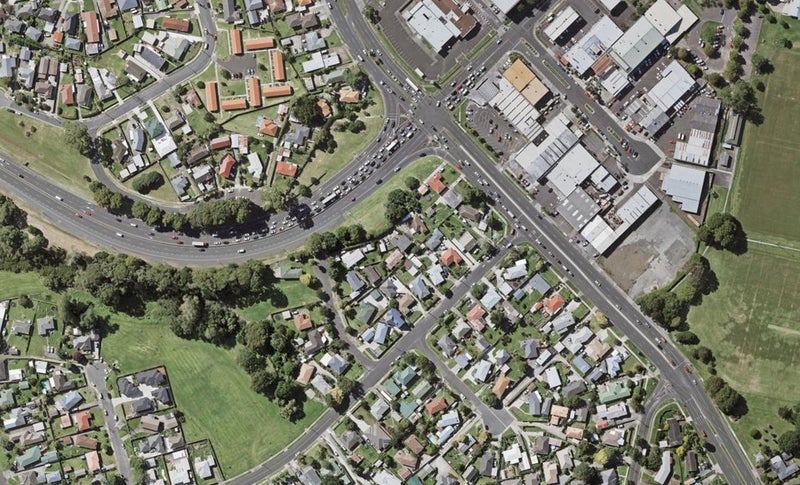3/9 Bolina Crescent, Pakuranga, Auckland - Carousel 1