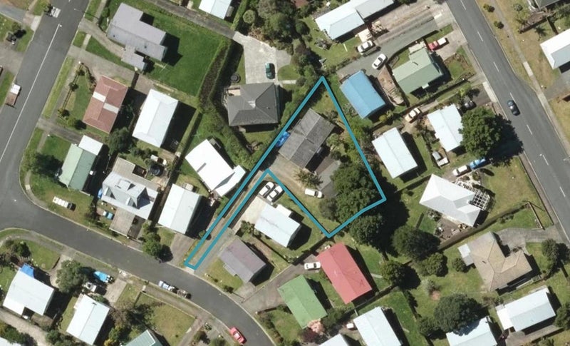 6 Logan Place, Kamo, Whangarei - Carousel 1