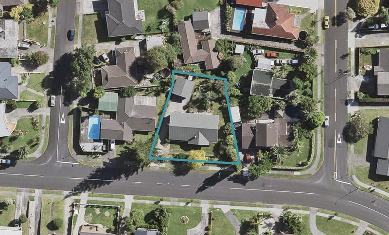 86 Grande Vue Road, Hillpark, Auckland - Carousel 1