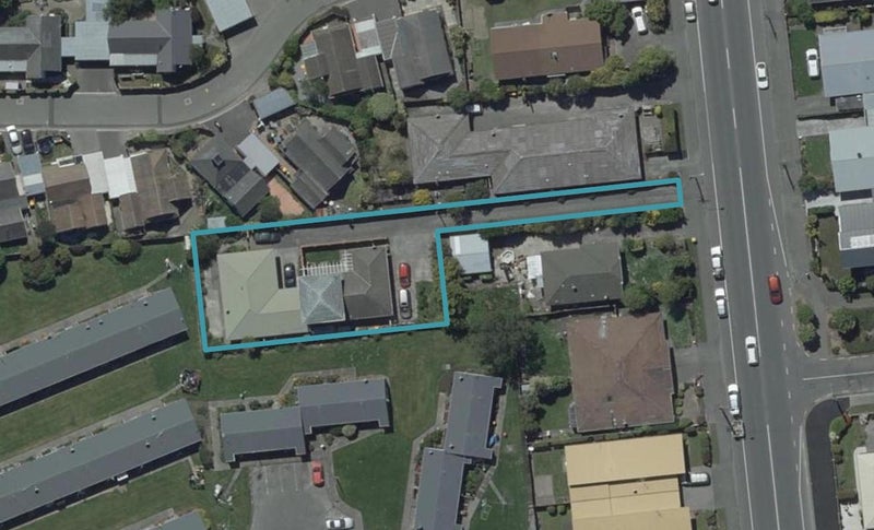 2/37 Waimairi Road, Upper Riccarton, Christchurch - Carousel 1