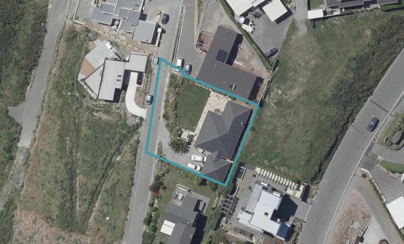 14 Gazelle Lane, Redcliffs, Christchurch - Carousel 1