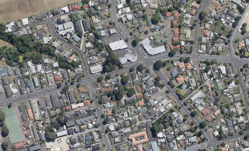 134 Clyde Street, Hamilton East, Hamilton - Carousel 1