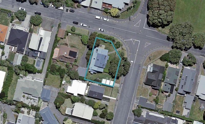 64 Monro Street, Seatoun, Wellington - Carousel 1
