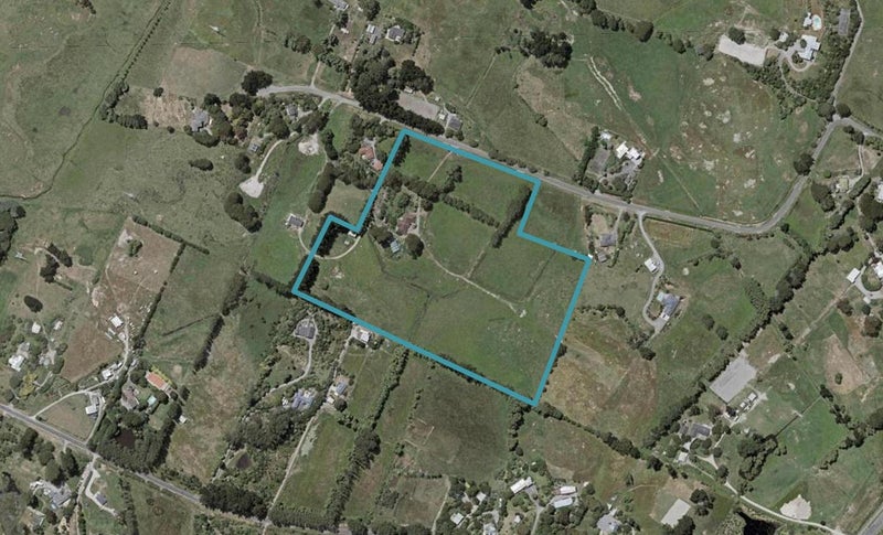 61 Gary Road, Peka Peka - Carousel 1