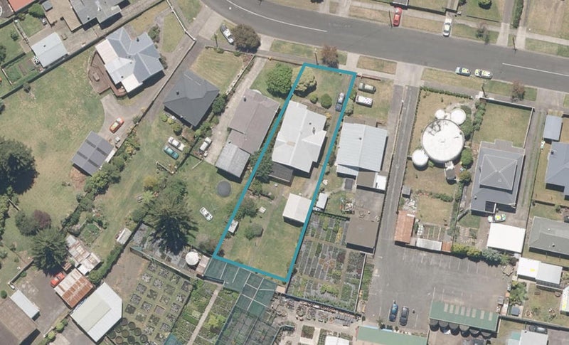 99 Gonville Avenue, Gonville, Whanganui - Carousel 1