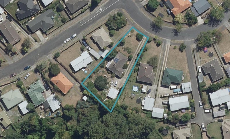 73 Norrie Street, Bader, Hamilton - Carousel 1