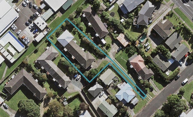 3/7 Ellen Avenue, Hillcrest, Auckland - Carousel 1