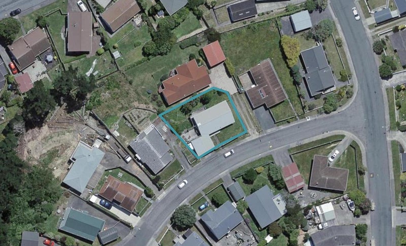 8 Maraval Crescent, Grenada Village, Wellington - Carousel 1